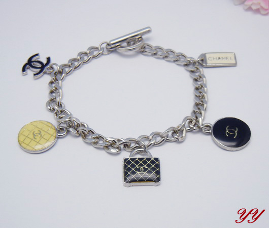 Bracciale Chanel Modello 301